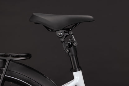 CUBE Supreme Rt Hybrid Comfort EX 600 Easy Entry E-Cityrad 2027, Sattel und Sitzposition