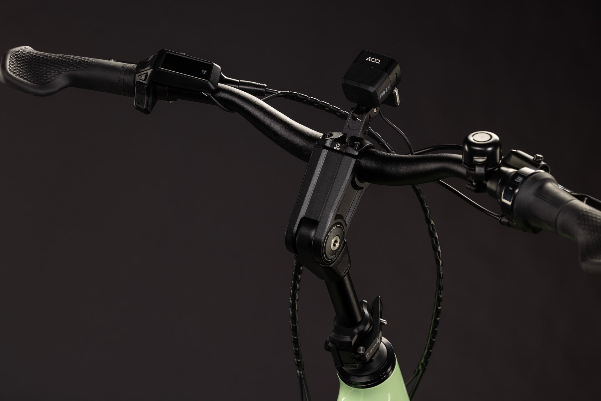 CUBE Compact Hybrid Deluxe 540 E-Kompaktrad 2027, Antrieb und Schaltung