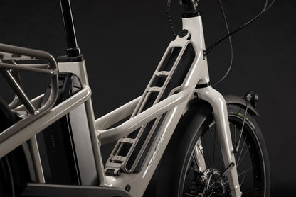 CUBE Longtail Hybrid 800 E-Lastenrad 2027, Sattel und Sitzposition
