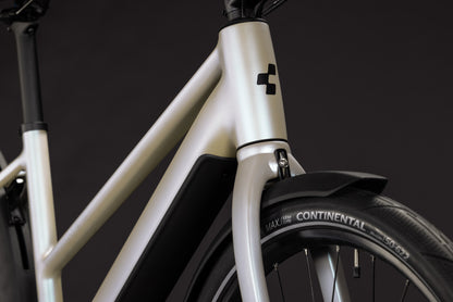 CUBE Editor Hybrid Pro 360 FE Trapeze E-Cityrad 2027, Laufrad und Reifen