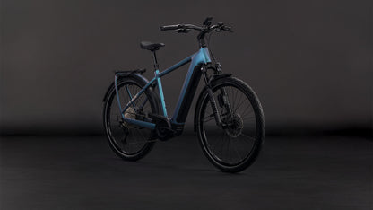 Produktbild: Cube Kathmandu Hybrid EXC 800 smaragdgrey´n´prism, Schrägansicht (schwarzer Hintergrund)