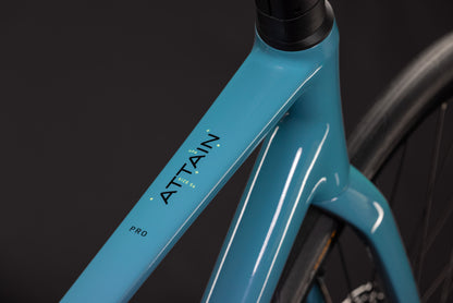CUBE Attain Pro Rennrad 2027, Cockpit und Lenker