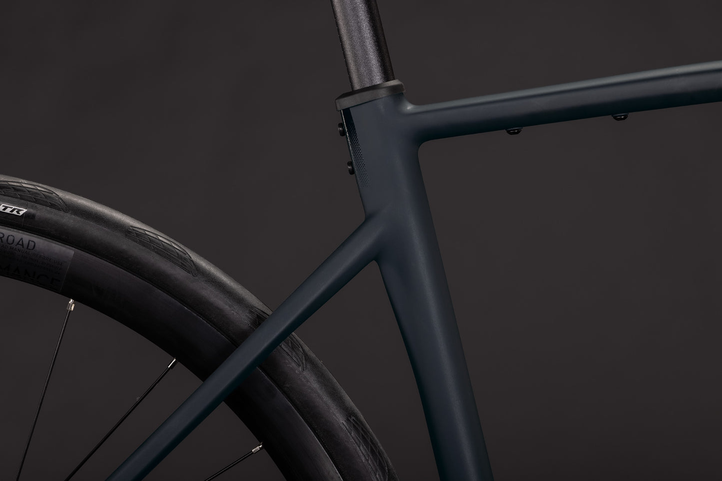 CUBE Attain SLX Rennrad 2027, Antrieb und Schaltung
