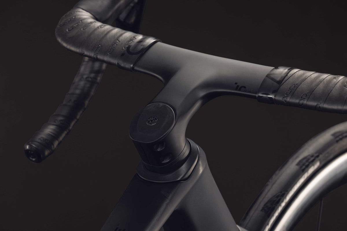 Cube Agree C:62 Pro carbon´n´black 2027