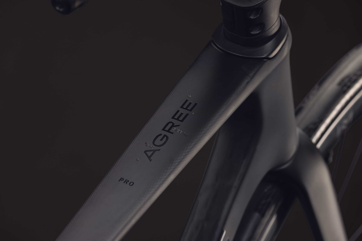 Cube Agree C:62 Pro carbon´n´black 2027