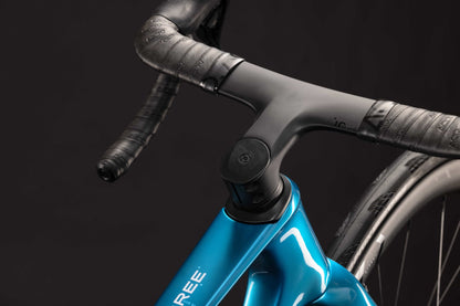 Cube Agree C:62 Race chromeblue´n´liquidblue 2027