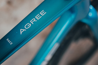 Cube Agree C:62 Race chromeblue´n´liquidblue 2027