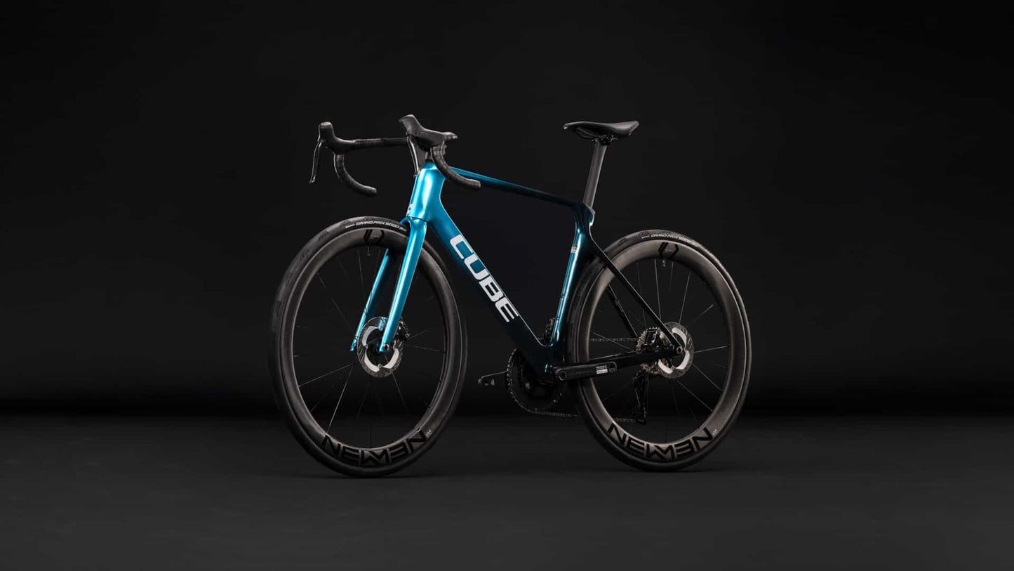 Cube Agree C:62 Race chromeblue´n´liquidblue 2027