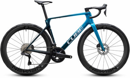 Cube Agree C:62 Race chromeblue´n´liquidblue 2027