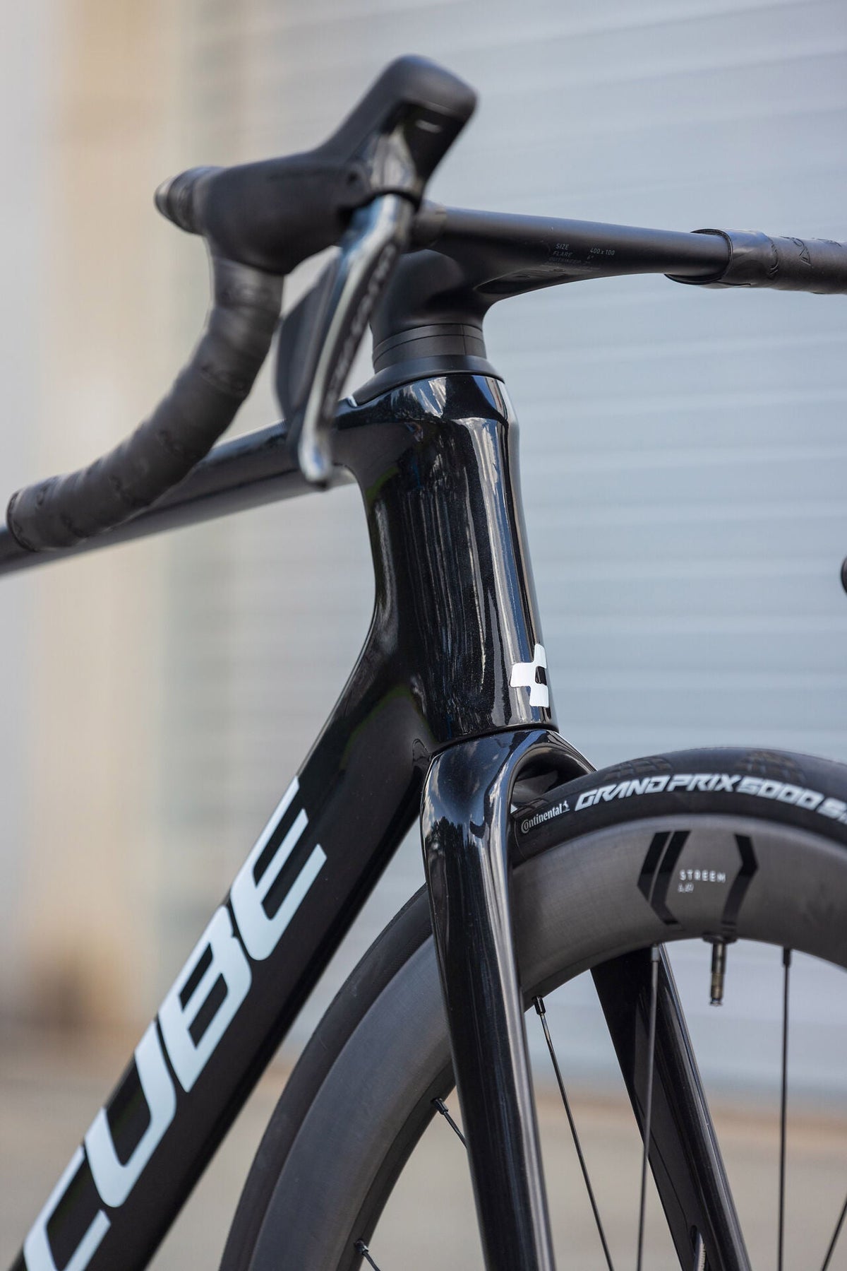 Cube Agree C:62 SLT blackpearl´n´switchwhite 2027