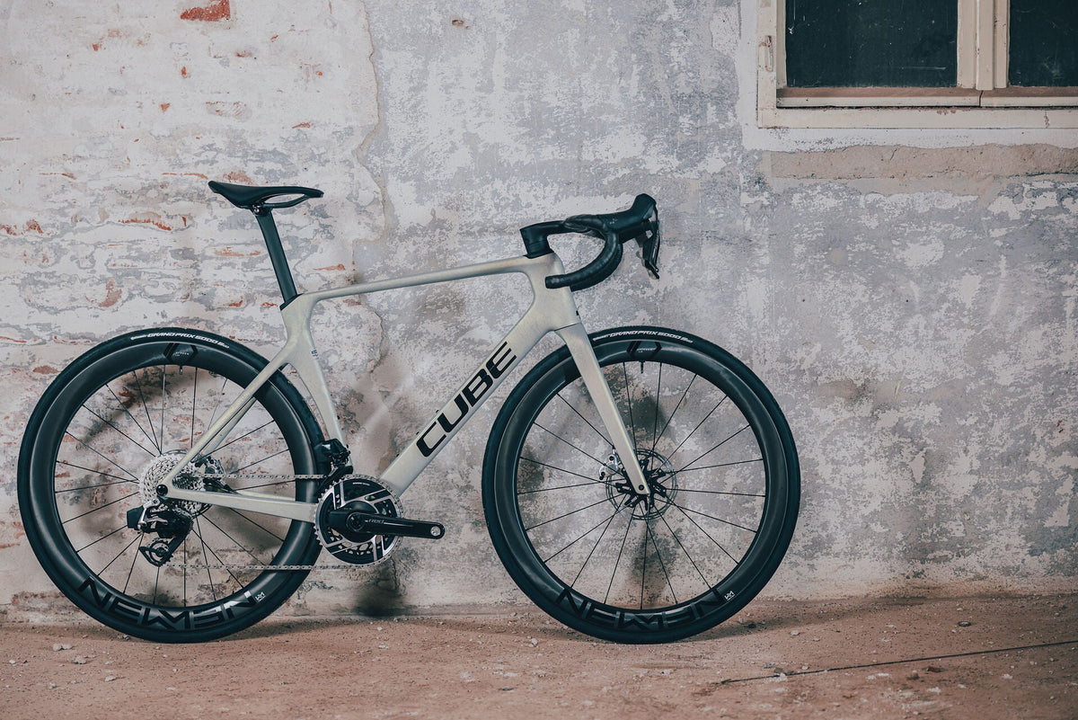 Cube Agree C:62 SLT AXS stormyopal´n´black 2027