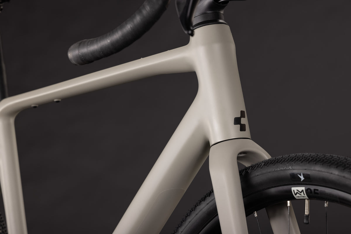 CUBE Nuroad EX Gravelbike 2027, Sattel und Sitzposition