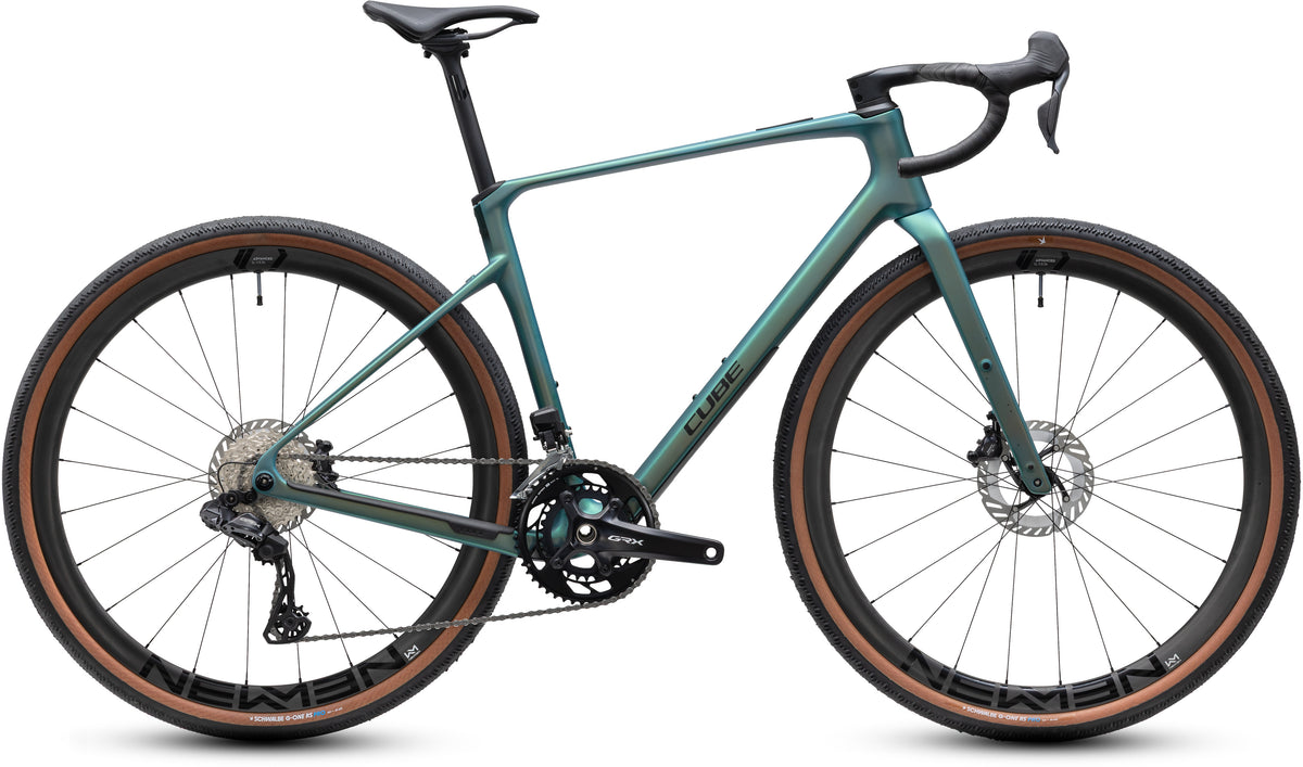 CUBE Nuroad C:62 Race Gravelbike 2027 in jungali und black, Seitenansicht