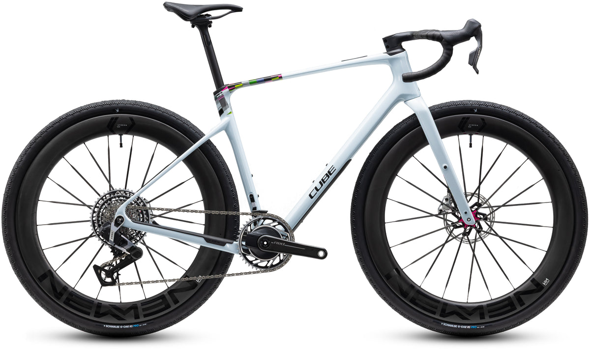 CUBE Nuroad C:62 SLT Gravelbike 2027 in glacier und magenta, Seitenansicht