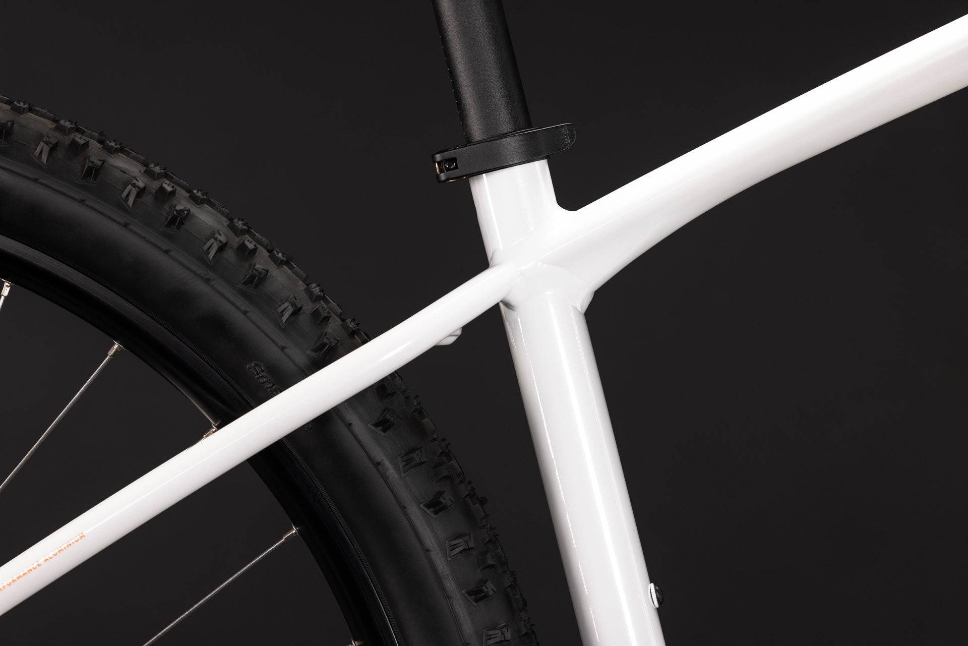 CUBE Aim ONE Mountainbike Hardtail 2027, Sattel und Sitzposition