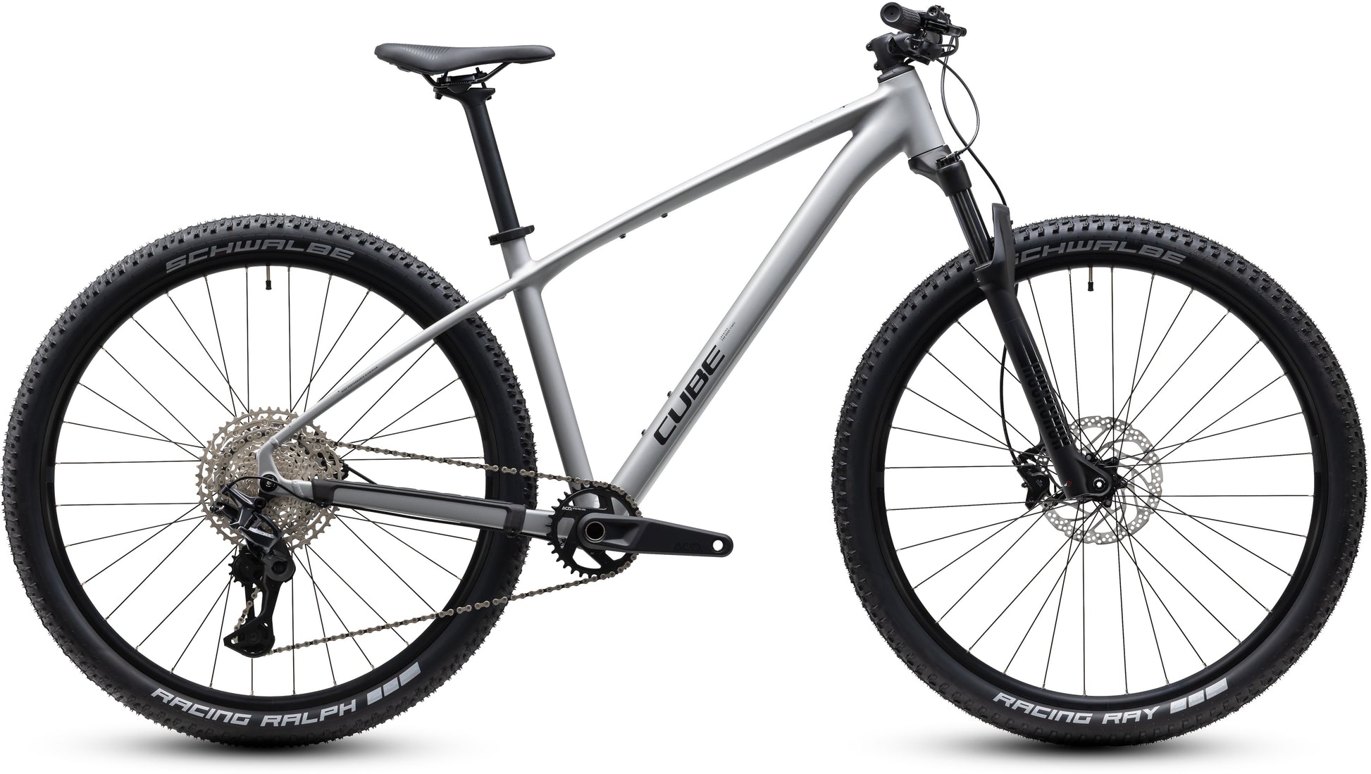CUBE Reaction Pro Mountainbike Hardtail 2027 in platinum und black, Seitenansicht