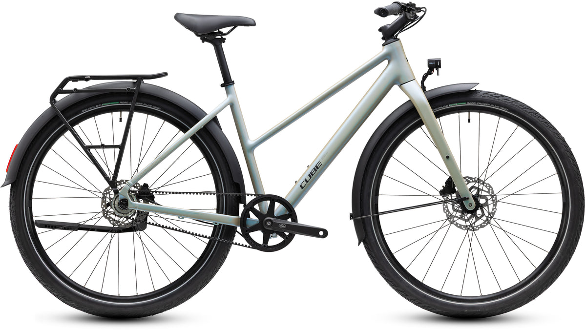 CUBE Editor ONE FE Trapeze Cityrad 2027 in glintsand und black, Seitenansicht