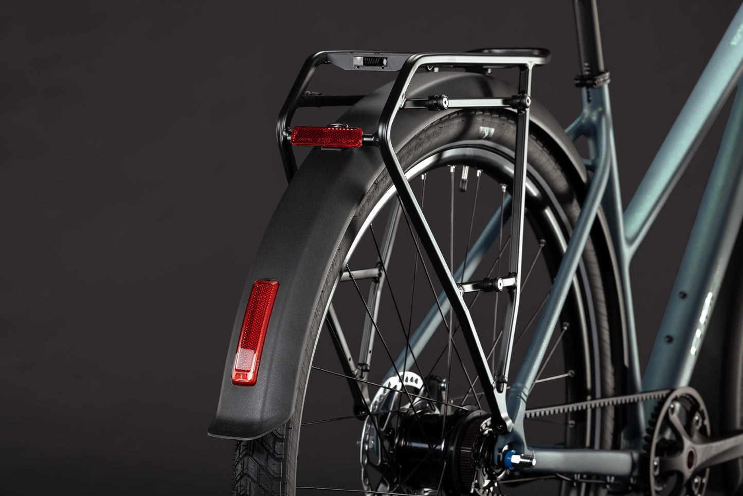 CUBE Editor SLX FE Trapeze Cityrad 2027, Cockpit und Lenker