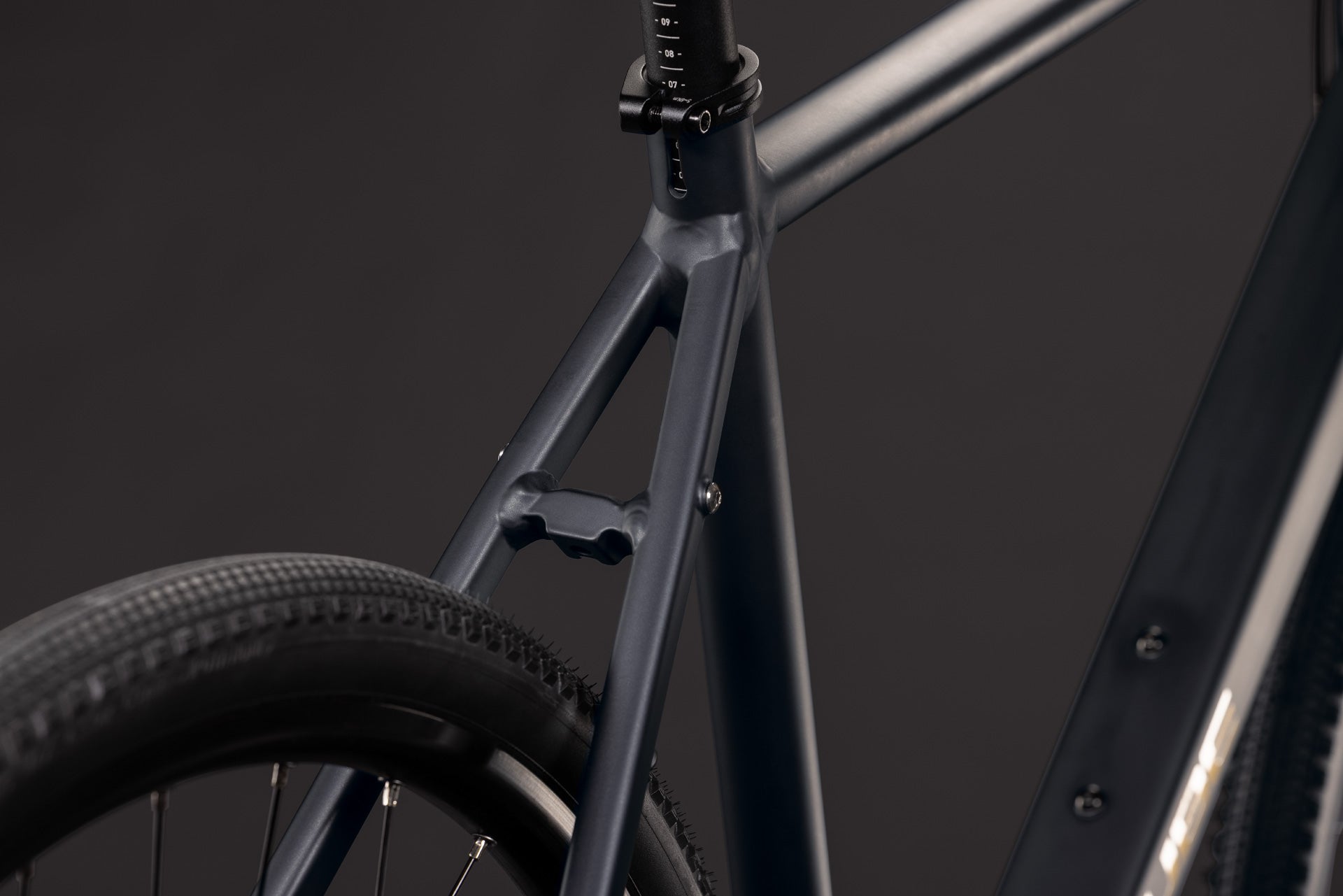 CUBE Nulane Deluxe EXC Fitnessbike 2027, Cockpit und Lenker