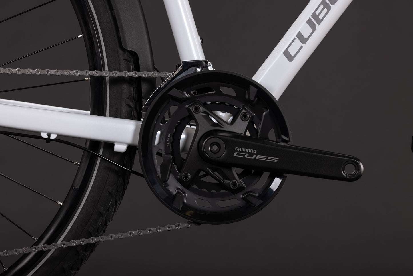 CUBE Nature Pro FE Trekkingrad 2027, Sattel und Sitzposition