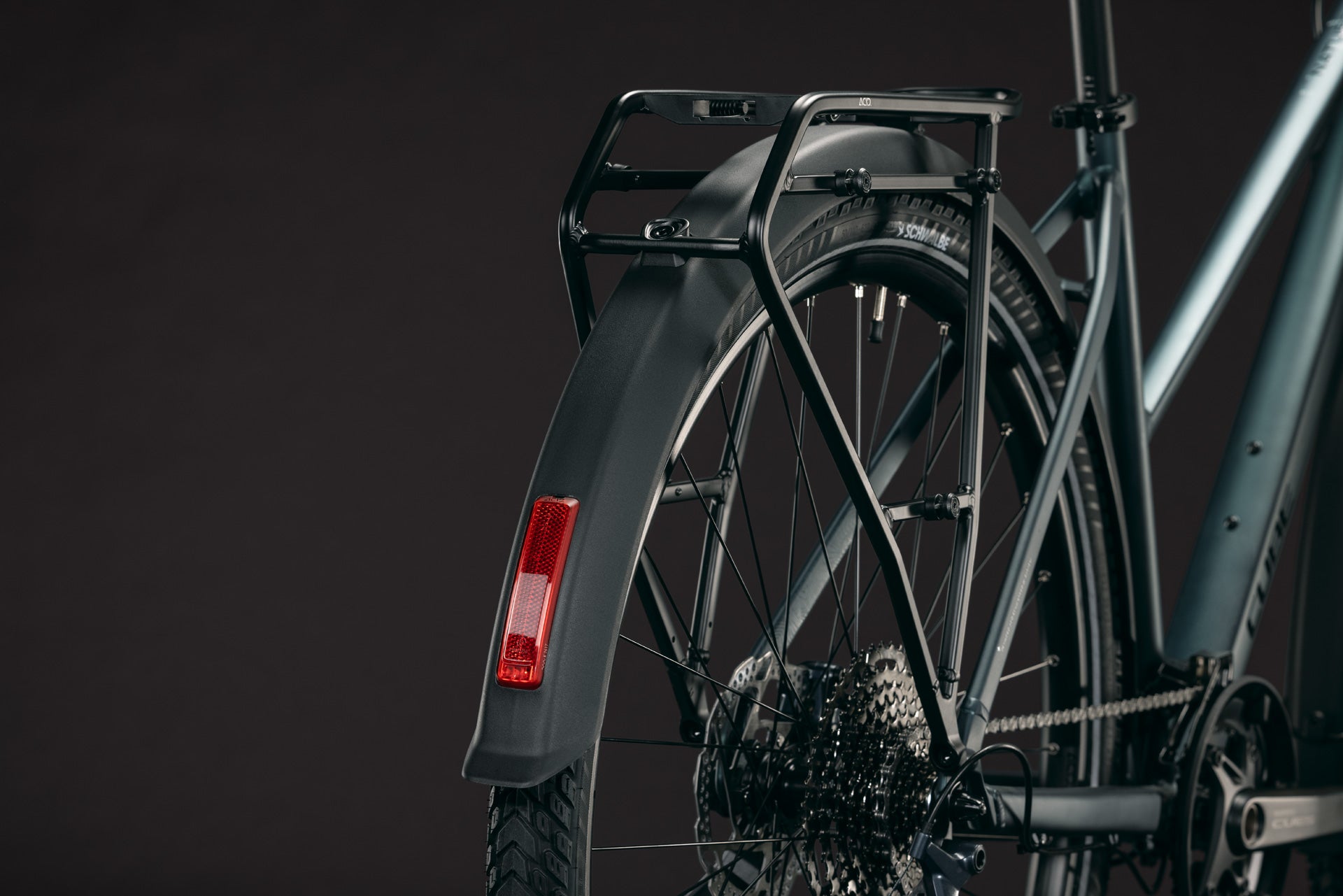 CUBE Nature SLX FE Trapeze Trekkingrad 2027, Sattel und Sitzposition