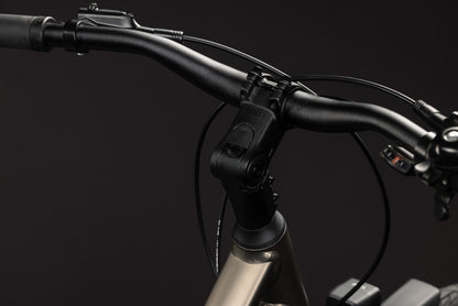CUBE Touring ONE Trapeze Trekkingrad 2027, Cockpit und Lenker