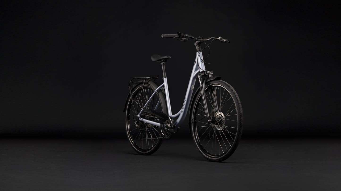 CUBE Touring ONE Easy Entry Trekkingrad 2027, Laufrad und Reifen