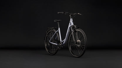 CUBE Touring ONE Easy Entry Trekkingrad 2027, Laufrad und Reifen
