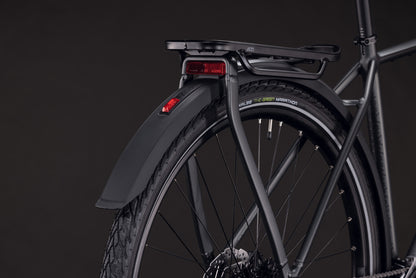 CUBE Kathmandu ONE Trekkingrad 2027, Sattel und Sitzposition