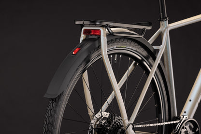 CUBE Kathmandu ONE Trekkingrad 2027, Sattel und Sitzposition