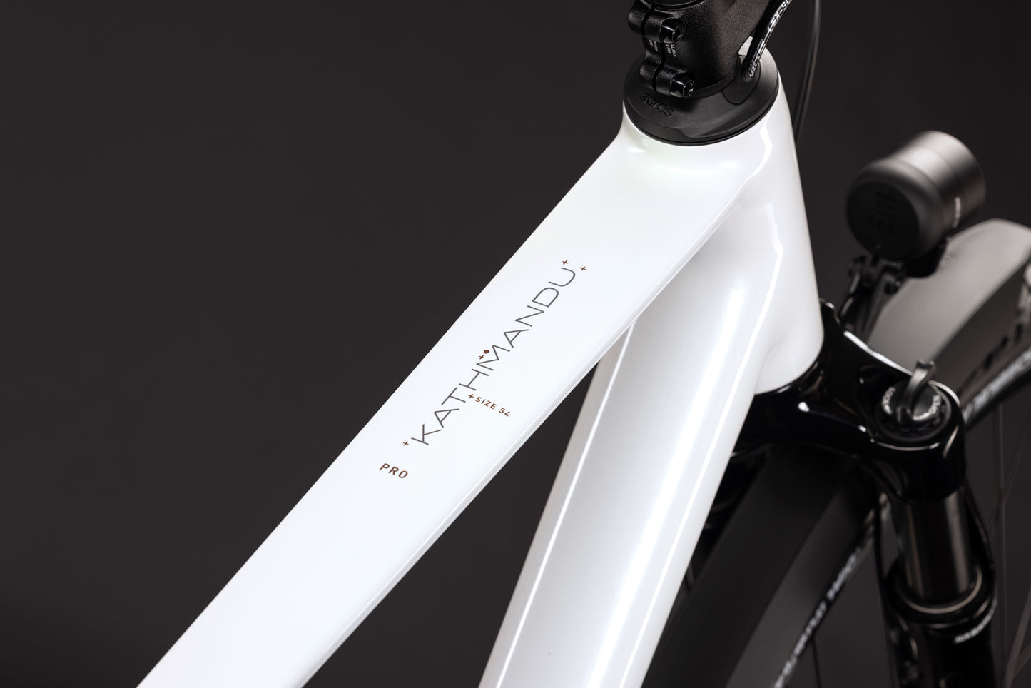 CUBE Kathmandu Pro Trekkingrad 2027, Antrieb und Schaltung