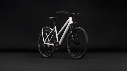 CUBE Kathmandu Pro Trapeze Trekkingrad 2027, Laufrad und Reifen