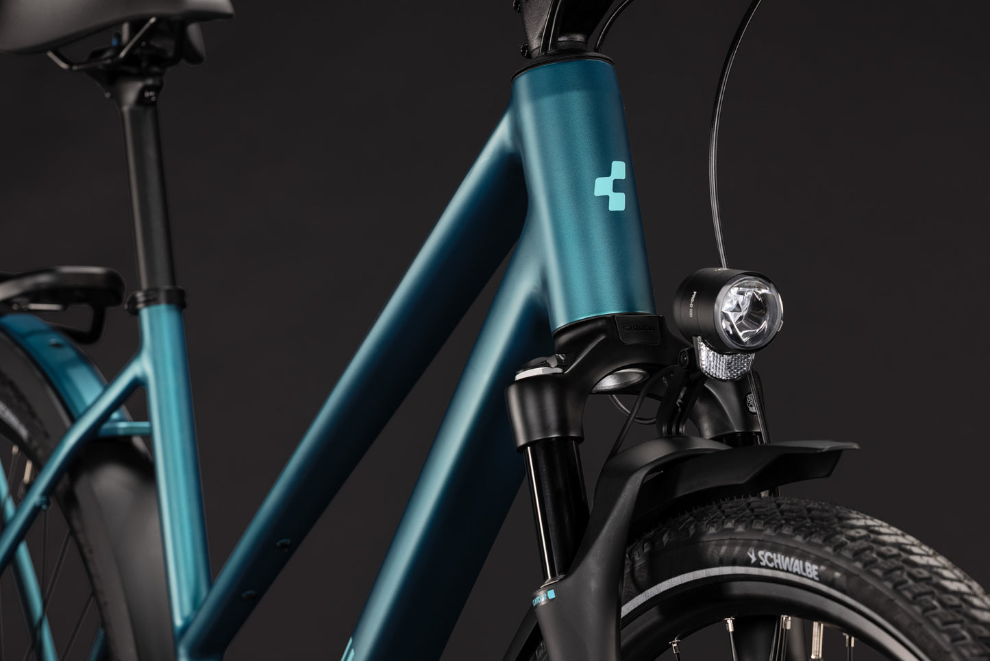 CUBE Kathmandu EXC Trapeze Trekkingrad 2027, Sattel und Sitzposition