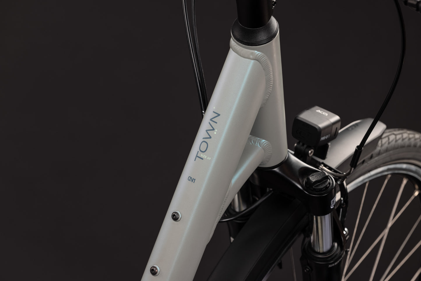 CUBE Town ONE Easy Entry Cityrad 2027, Cockpit und Lenker