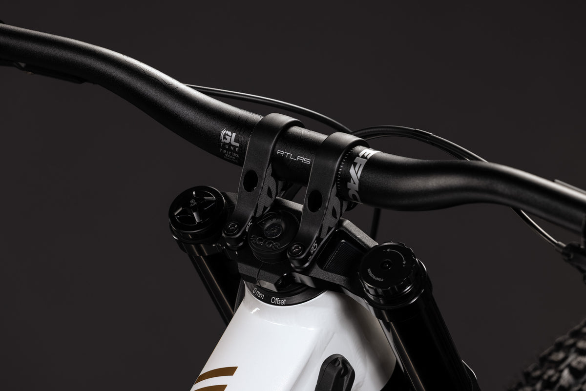 CUBE TWO15 Race Mountainbike Fully 2027, Antrieb und Schaltung
