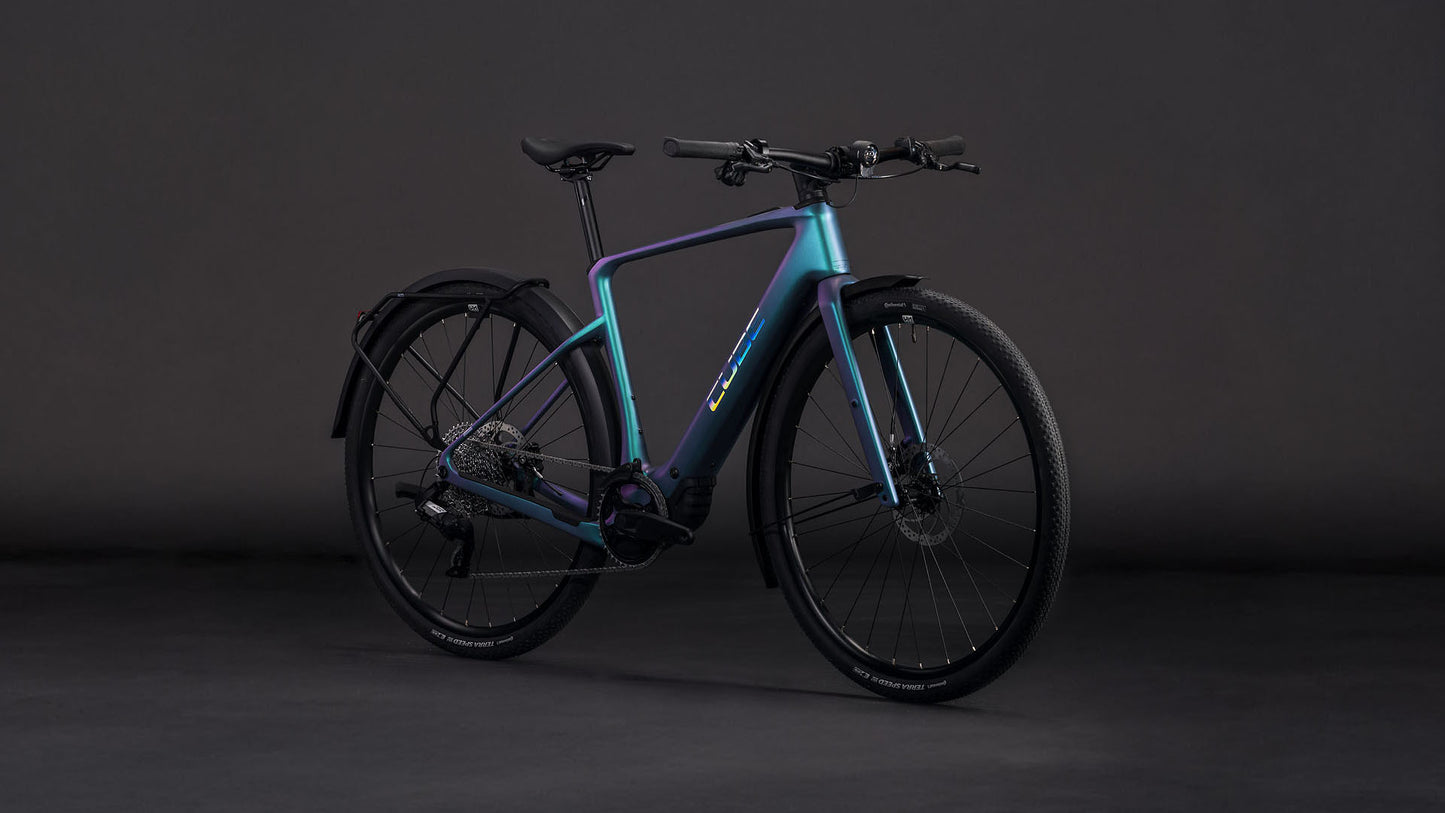 Produktbild: Cube Nulane Hybrid C:62 SLX 400X FE polarlight´n´prism, Schrägansicht (schwarzer Hintergrund)