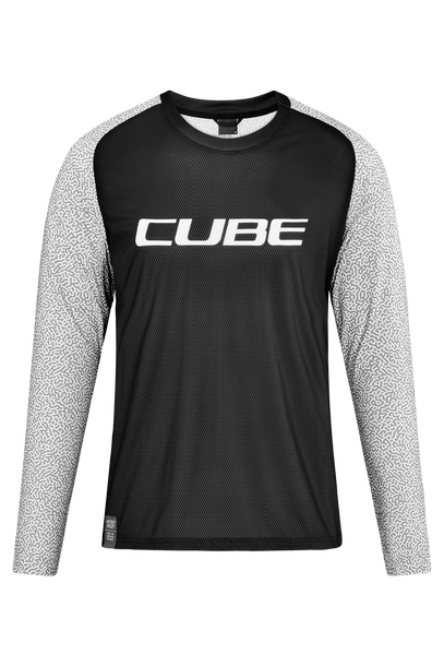 Das CUBE VERTEX Rundhalstrikot langarm black von Cube hat einen schwarzen Körper, weiß gemusterte Ärmel, einen auffälligen weißen CUBE-Schriftzug auf der Brust und ist für zusätzliche Sicherheit mit einem Nackenschutz ausgestattet.
