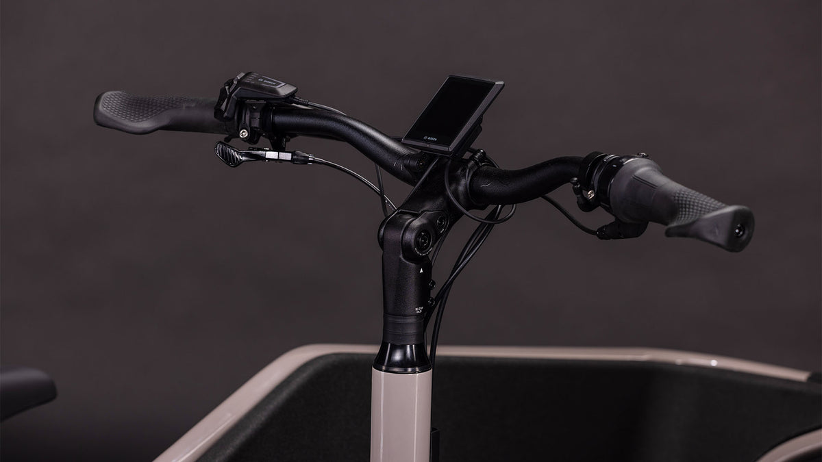 CUBE Cargo Hybrid Comfort Pro 800 E-Lastenrad 2027, Cockpit und Lenker