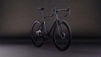 Produktbild: Cube Agree C:62 Pro blackline, Schrägansicht (schwarzer Hintergrund)