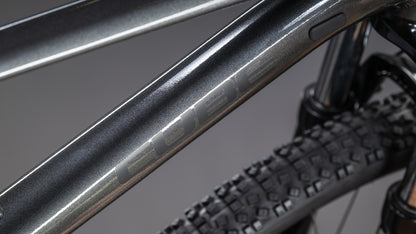Produktbild: Cube Aim SLX slateblack´n´black, Detailaufnahme 02