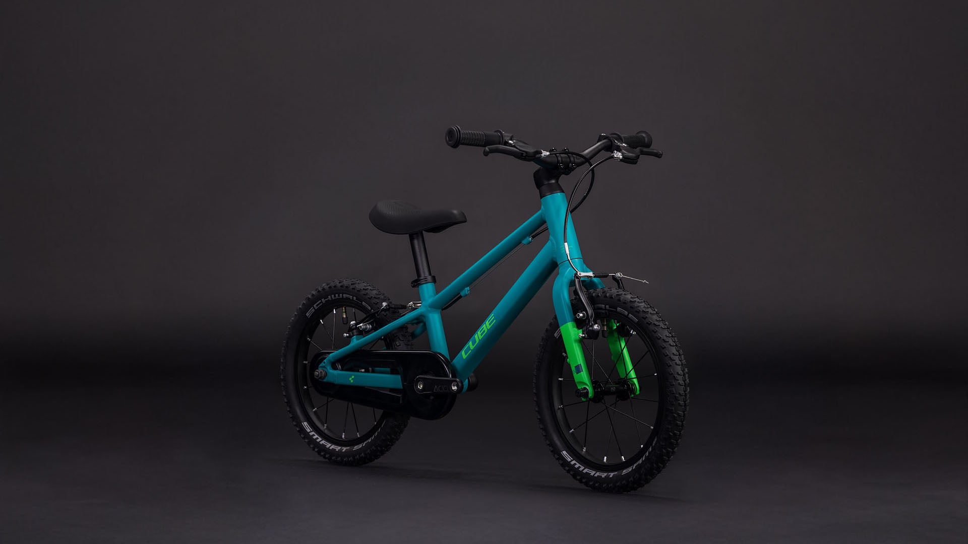Produktbild: Cube Numove 140 seagreen´n´green, Schrägansicht (schwarzer Hintergrund)
