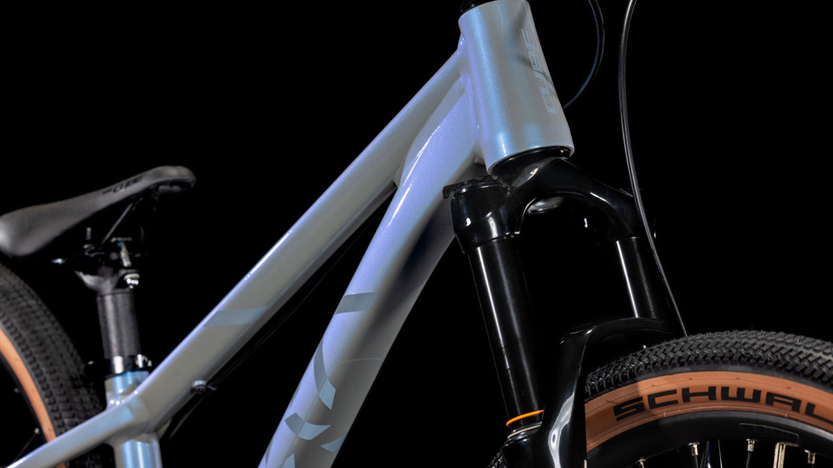 CUBE Flying Circus 240 Dirtbike 2027, Laufrad und Reifen