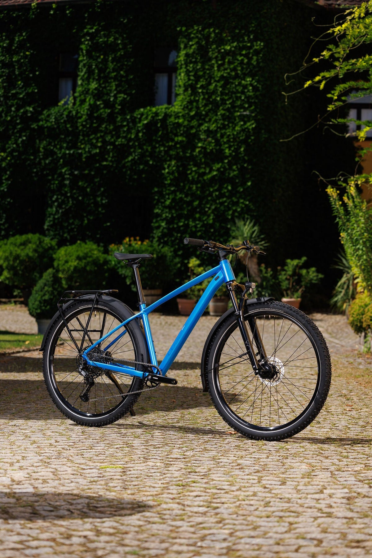 Cube Aim Pro FE topasblue´n´blue 2027 – Mountainbike Hardtail – Seitenansicht 4