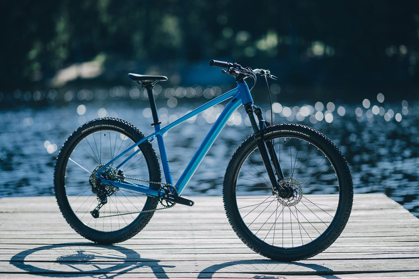 Cube Aim Pro topasblue´n´blue 2027 – Mountainbike Hardtail – Seitenansicht 3