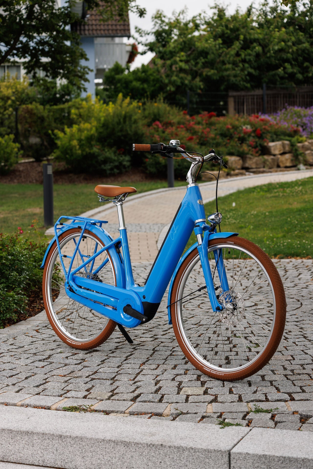 Cube Aruba Hybrid 600 deepsky´n´brown Easy Entry 2027 – E-Trekkingrad – Seitenansicht 4