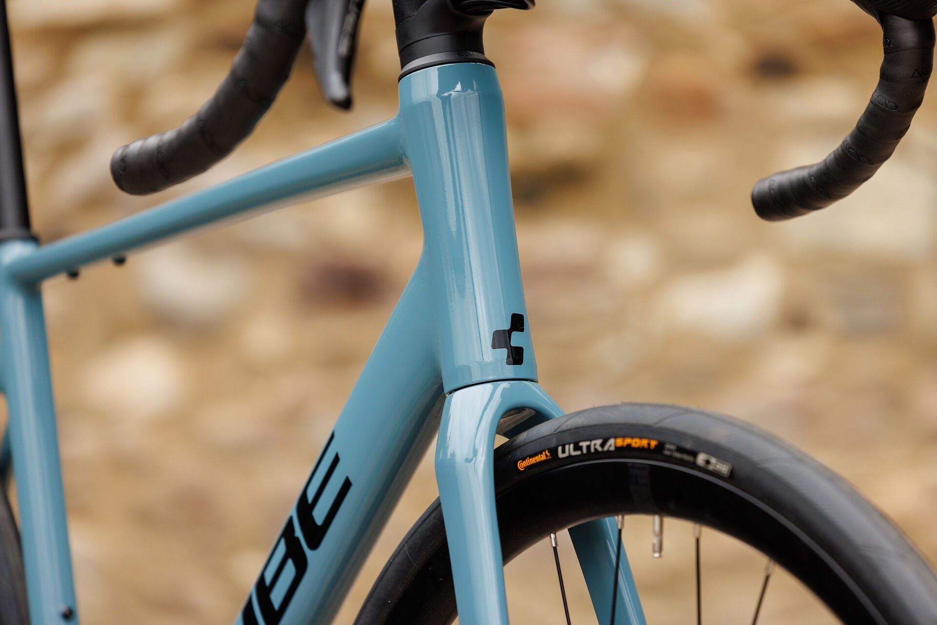Cube Attain Pro surfblue´n´black 2027 – Rennrad – Detailansicht 5