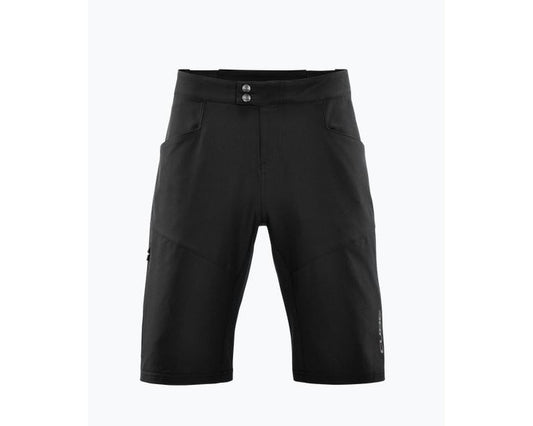 Ein Paar Cube ATX Baggy Shorts CMPT inkl.. Innenhose in schwarz, aus leichtem Stoff mit Knopf- und Reißverschluss, Seitentaschen, einem dezenten Logo am linken Saum, abgebildet auf einem schlichten weißen Hintergrund.
