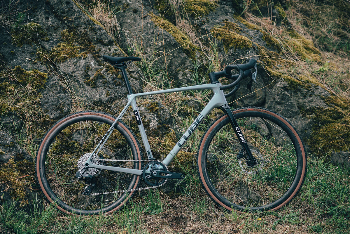 Cube Cross Race C:62 Pro greenfusion´n´black 2027 – Cyclocrossrad – Seitenansicht 1