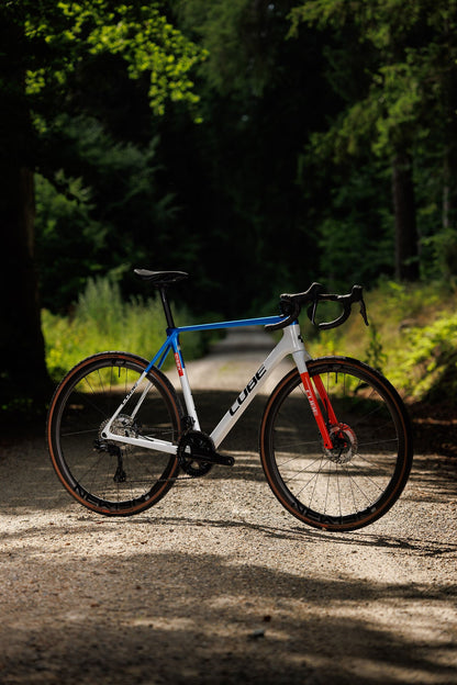 Cube Cross Race C:68X TE teamline 2027 – Cyclocrossrad – Seitenansicht 4