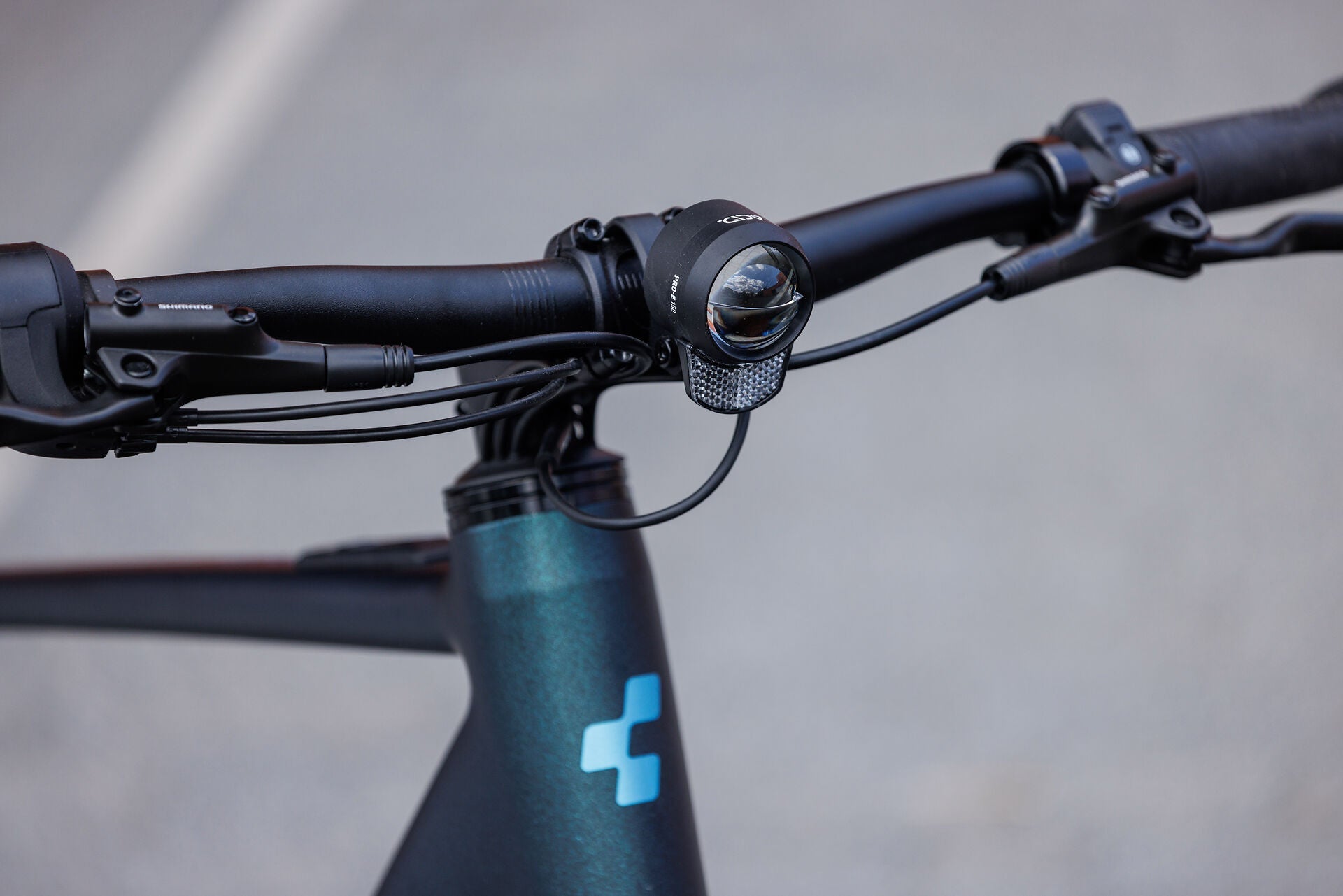 Cube Editor Hybrid SLX 400X FE glitterteal´n´black 2027 – E-Citybike – Detailansicht 1